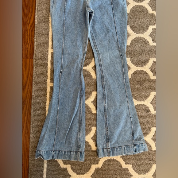 FARM Rio Flare Jeans - Picture 3 of 10